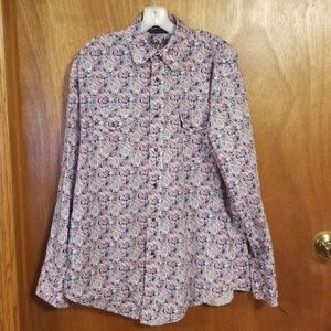 Mens button up George Strait shirt